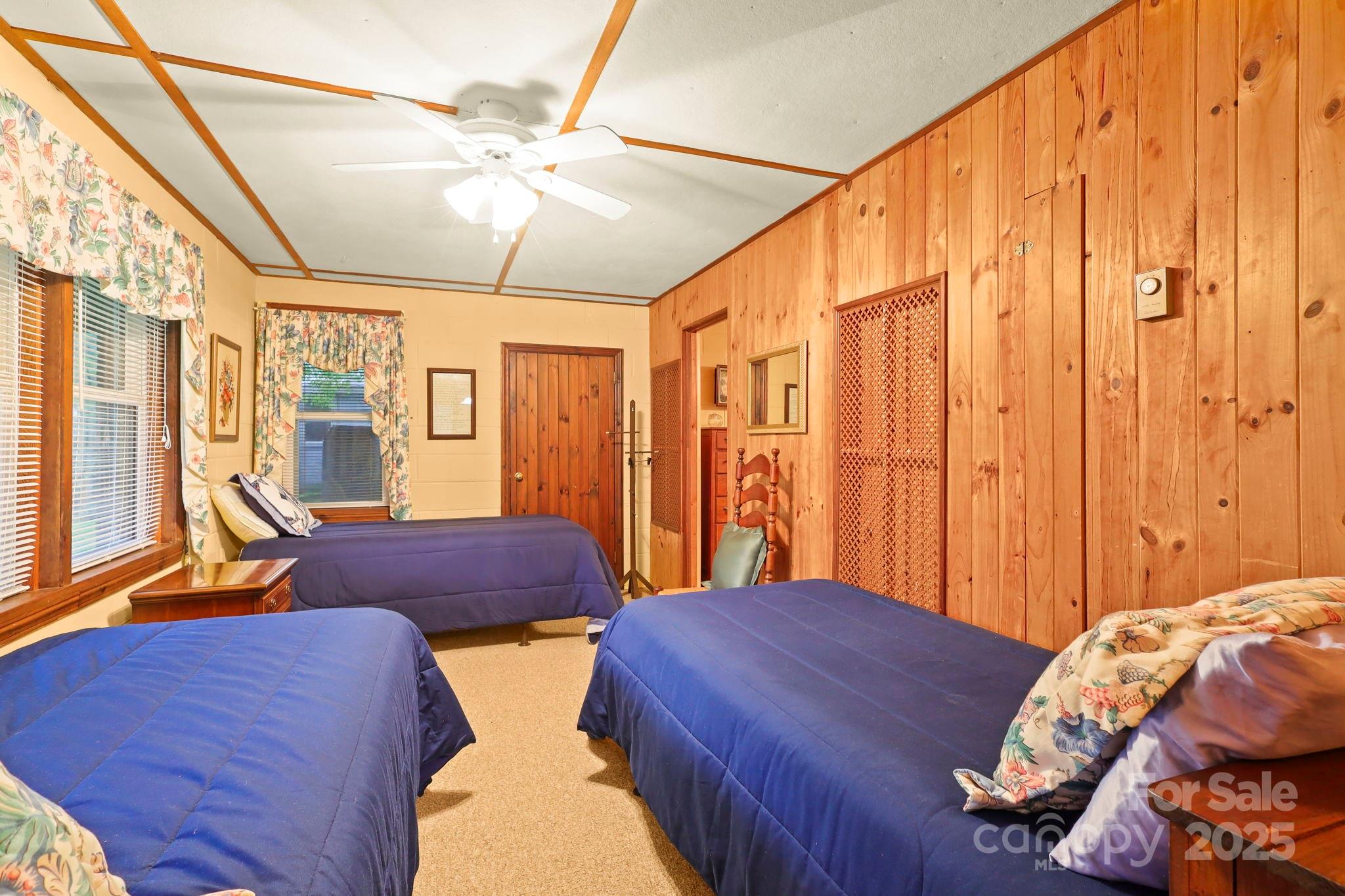 1074 Nikanor Road — West Jefferson