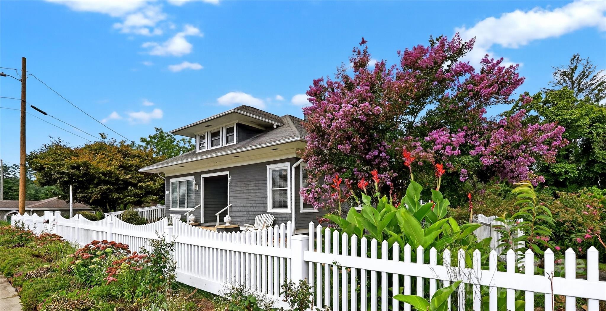 178 S Caldwell Street — Brevard