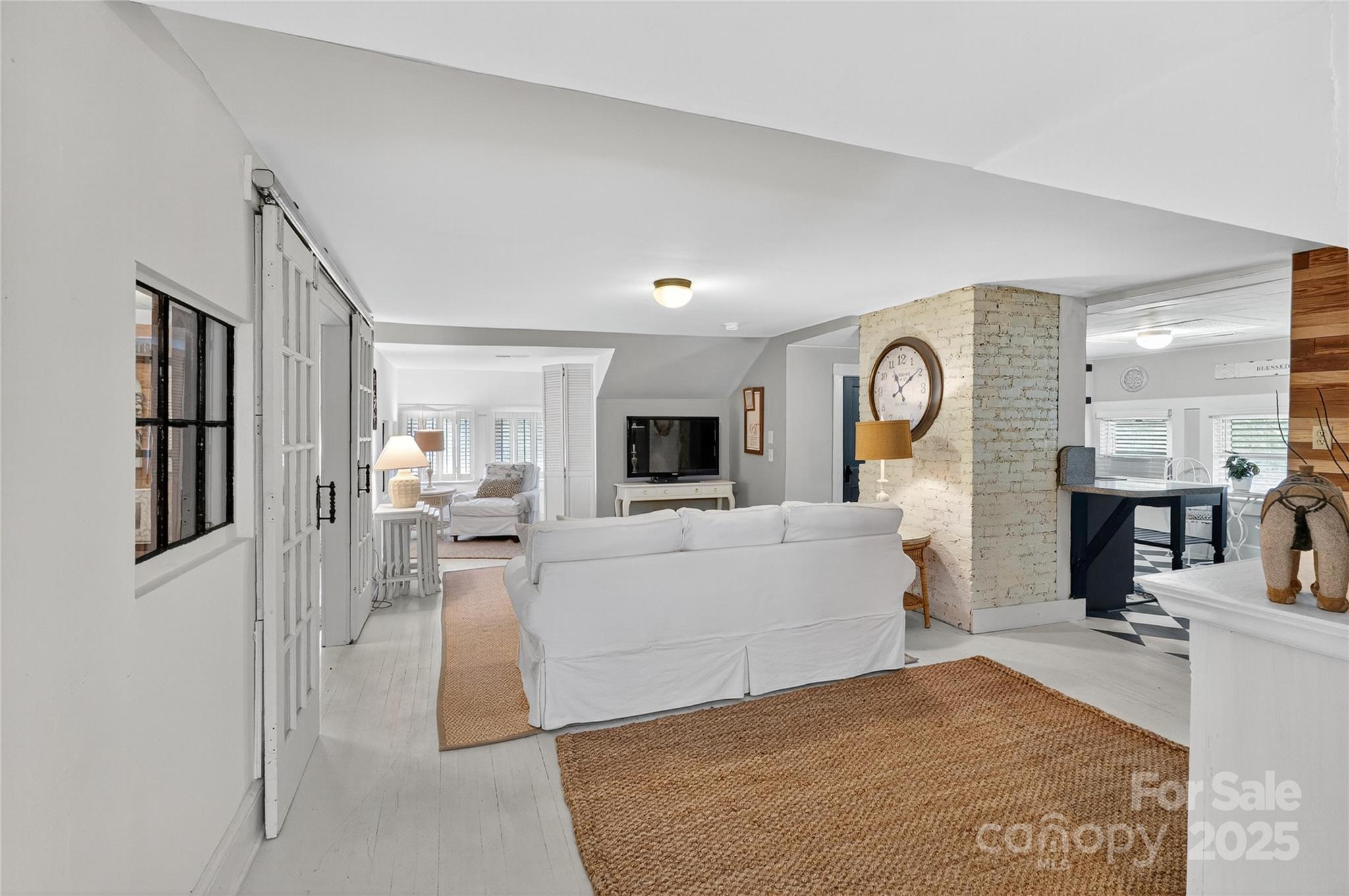 178 S Caldwell Street — Brevard