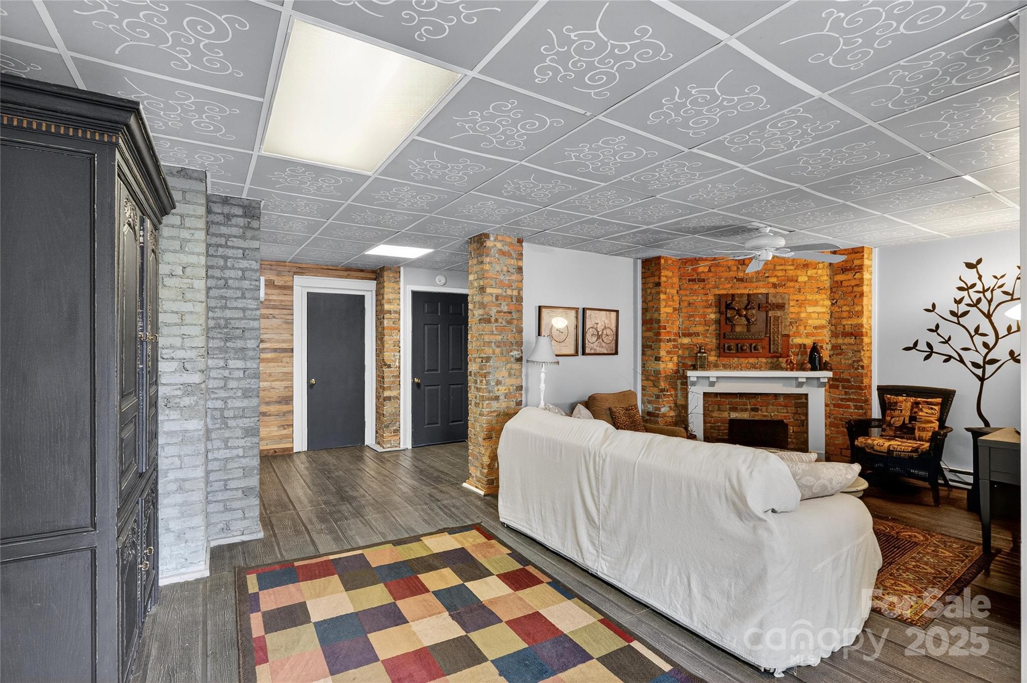 178 S Caldwell Street — Brevard