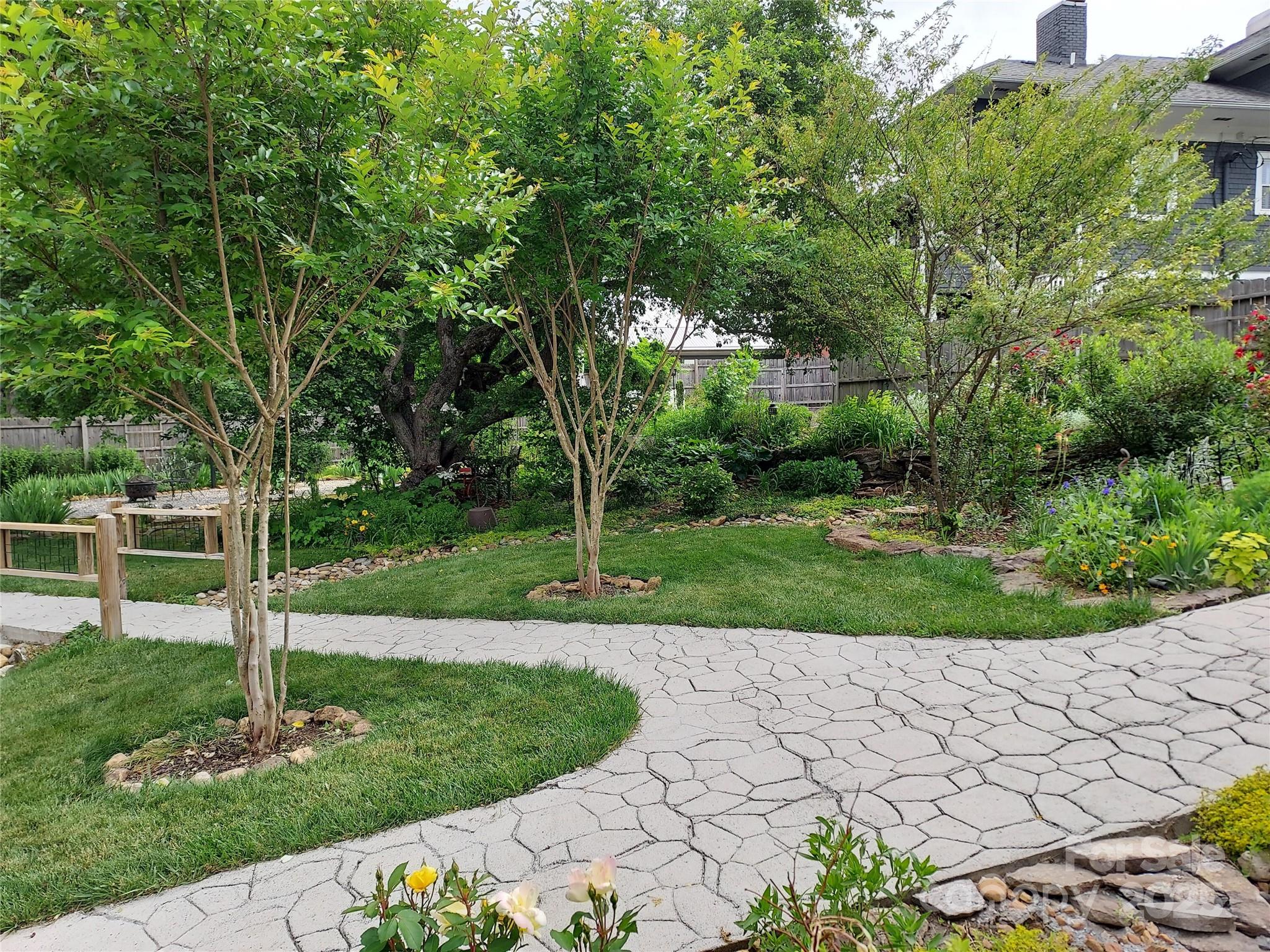 178 S Caldwell Street — Brevard