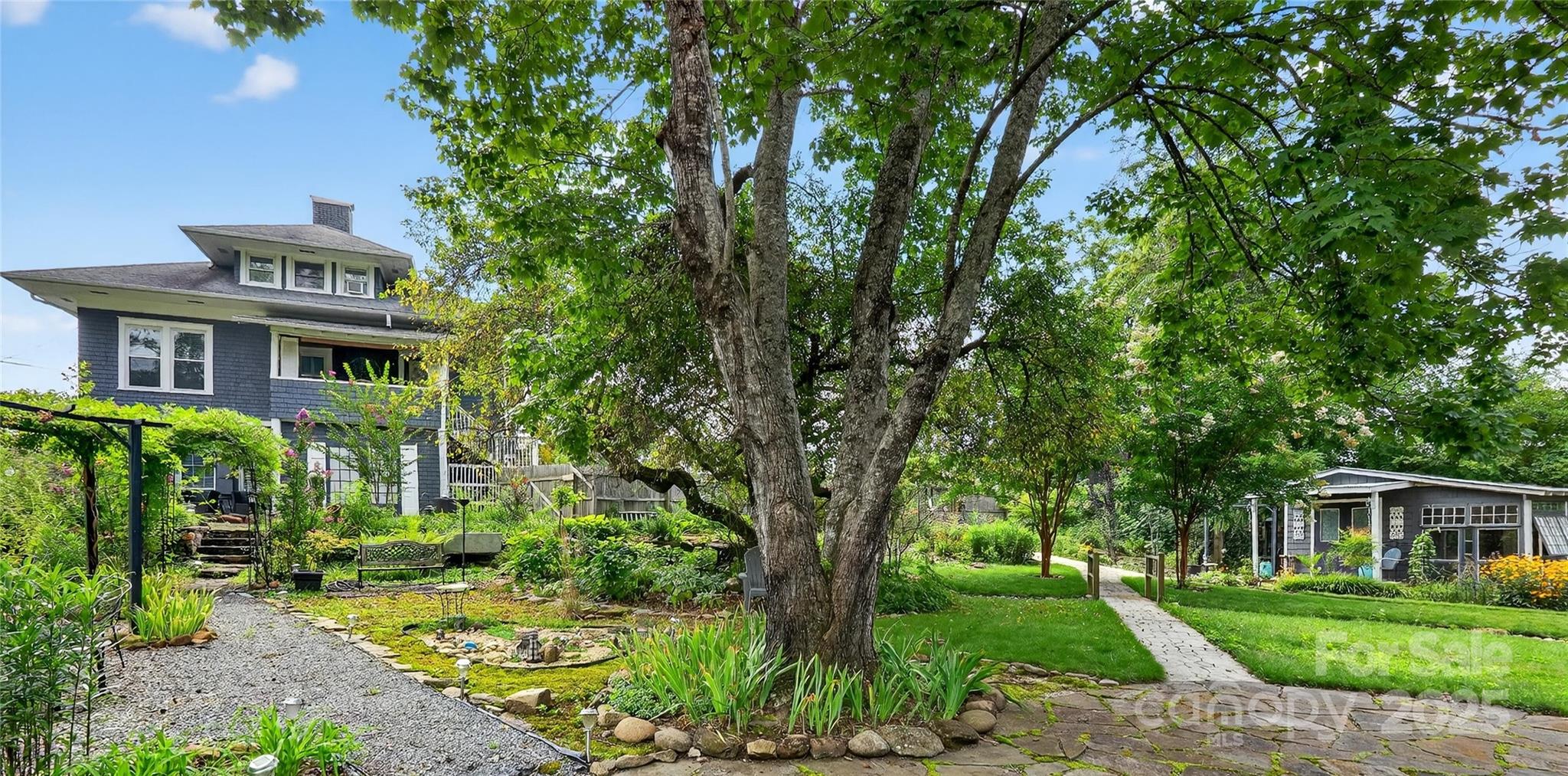 178 S Caldwell Street — Brevard