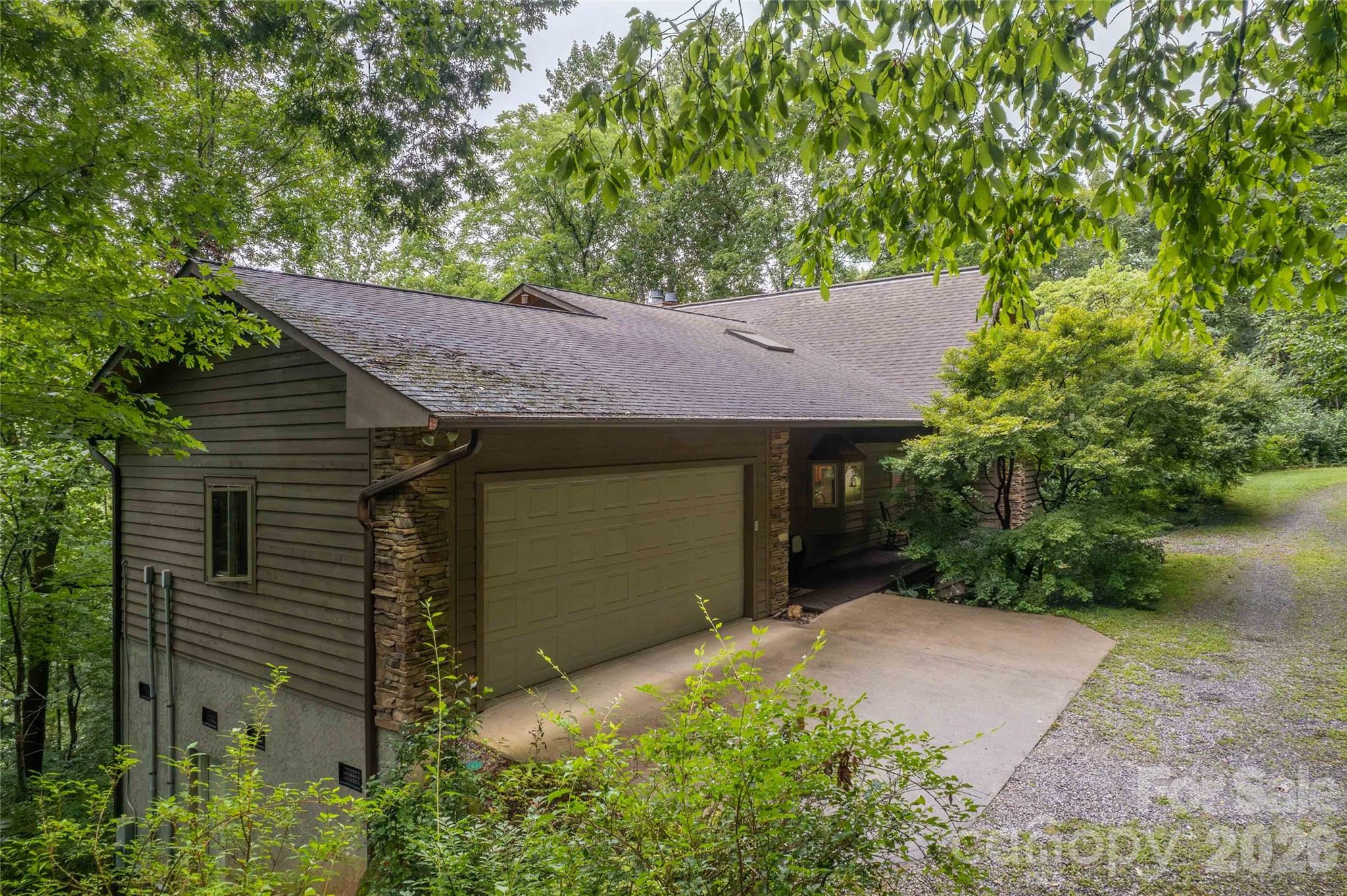 300 Sweet Birch Lane — Tuckasegee
