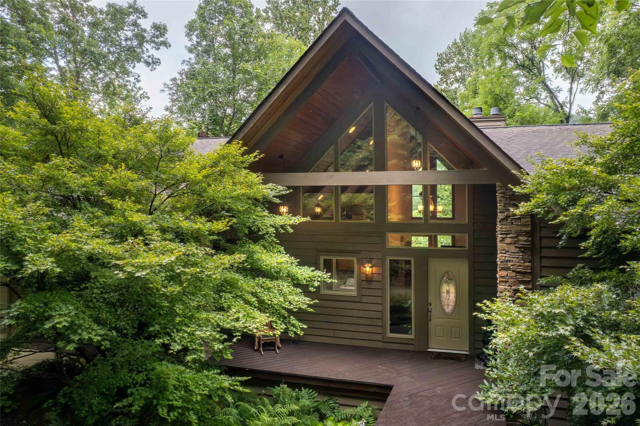 300 Sweet Birch Lane — Tuckasegee