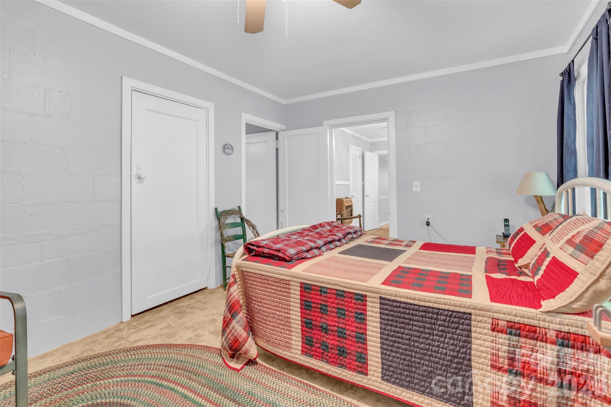 3605 Skyuka Mountain Road — Columbus