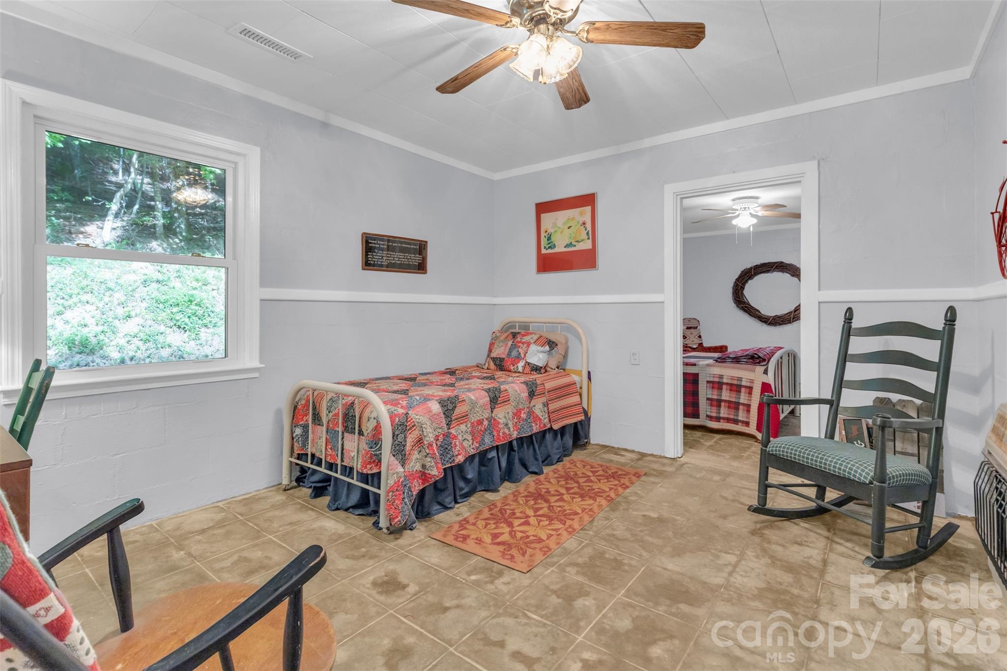 3605 Skyuka Mountain Road — Columbus