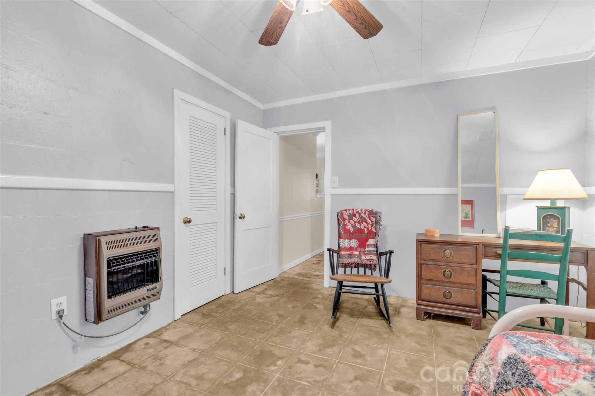 3605 Skyuka Mountain Road — Columbus