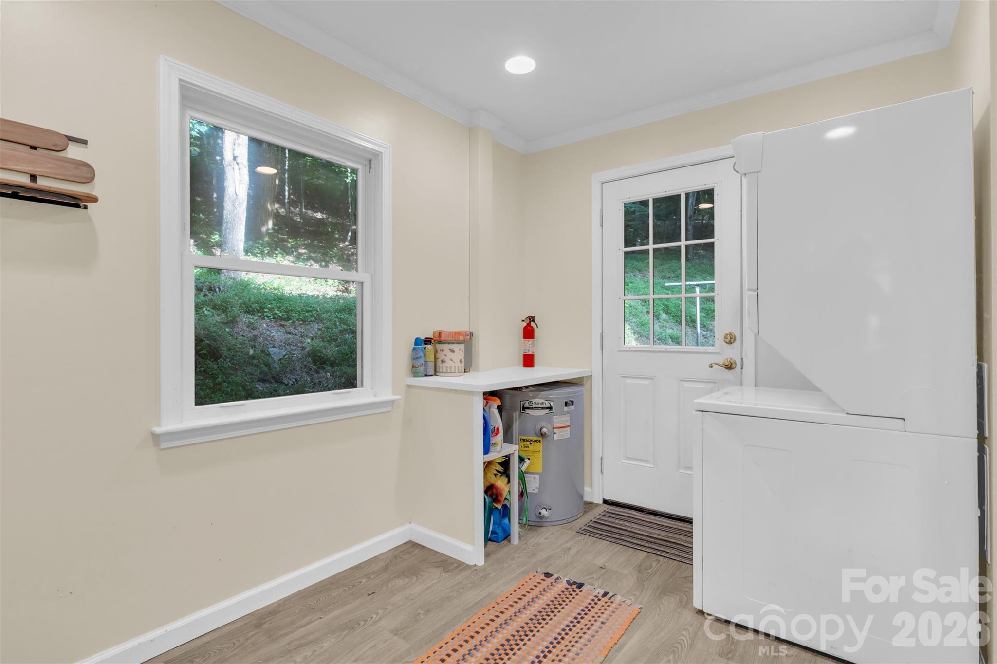 3605 Skyuka Mountain Road — Columbus
