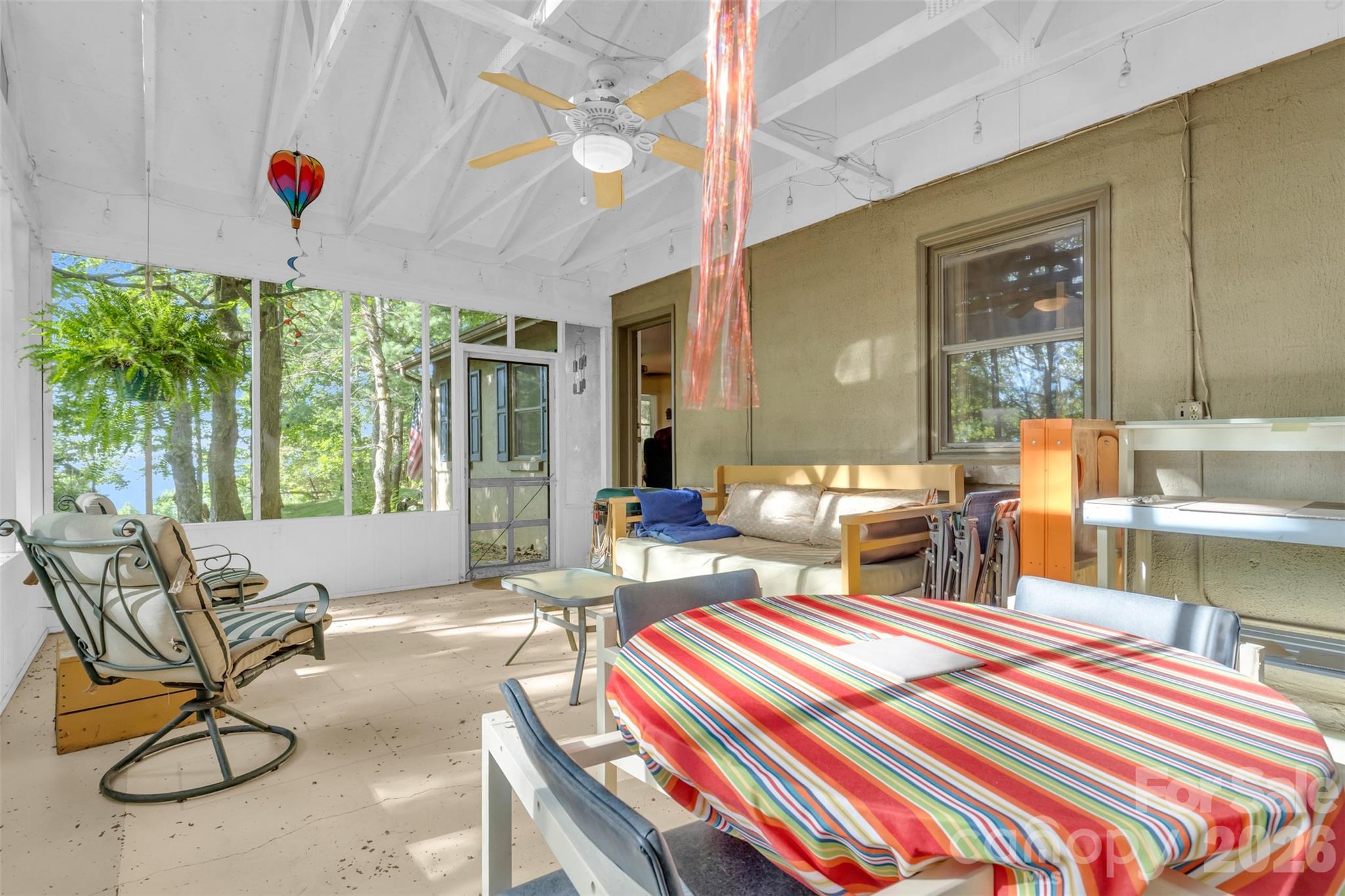 3605 Skyuka Mountain Road — Columbus