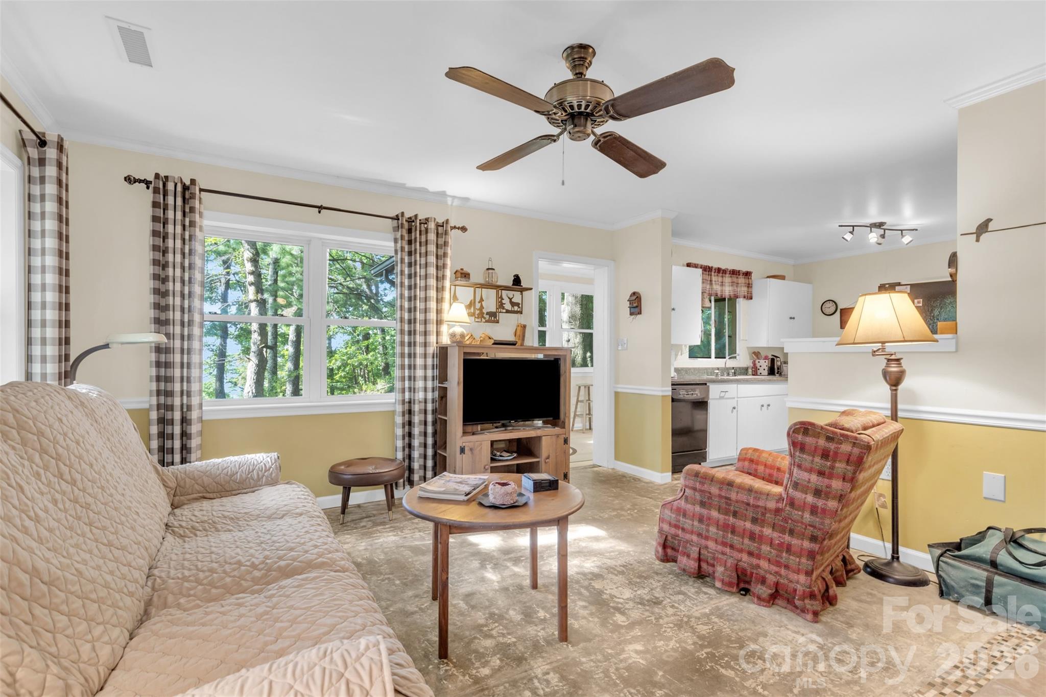 3605 Skyuka Mountain Road — Columbus