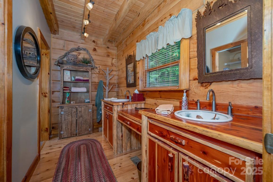 186 Black Ridge Drive — Bostic