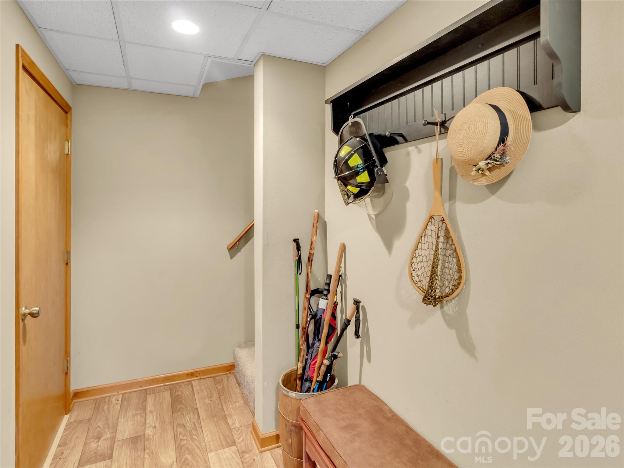 346 Wendy Way — Clyde