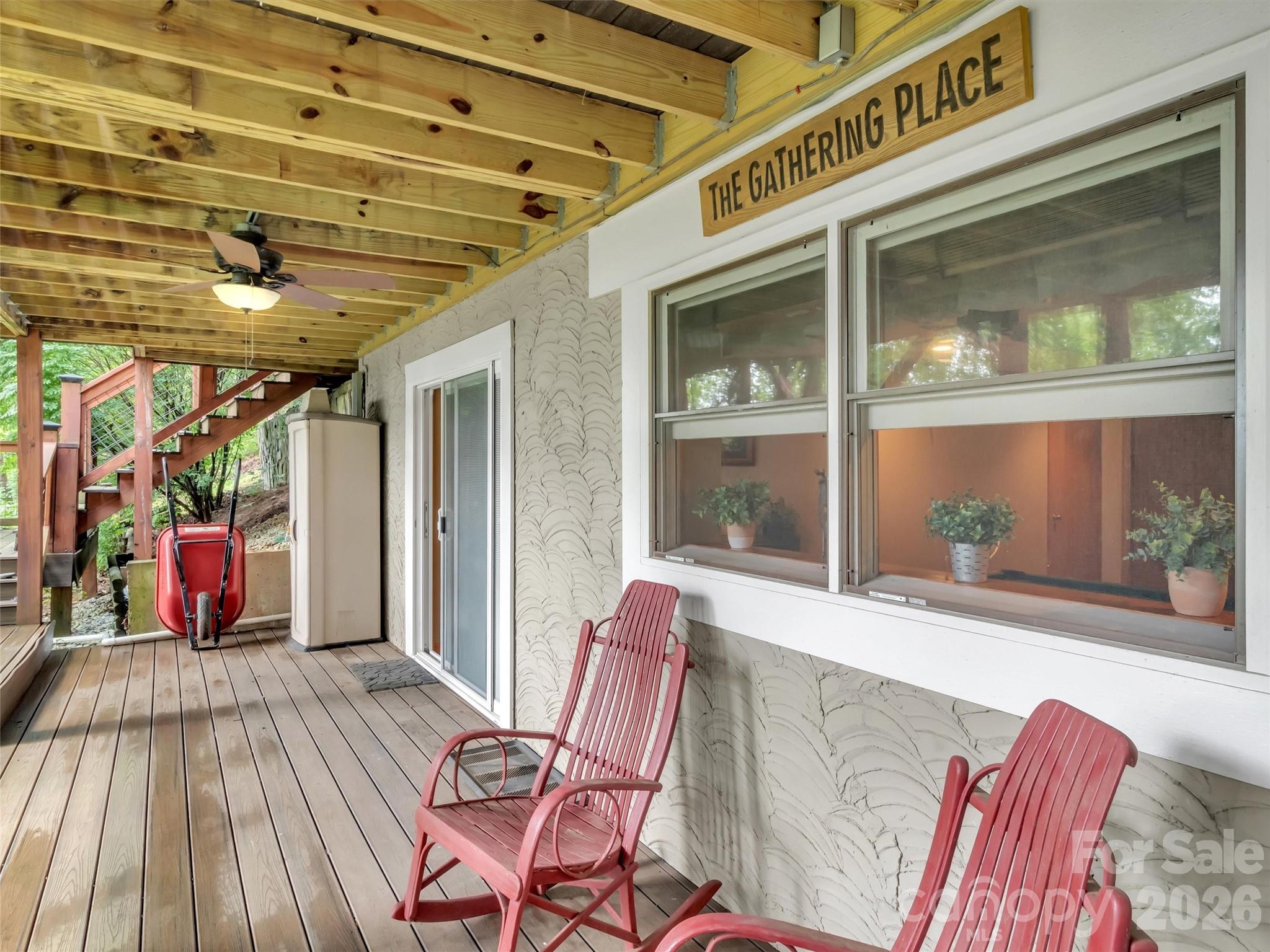 346 Wendy Way — Clyde