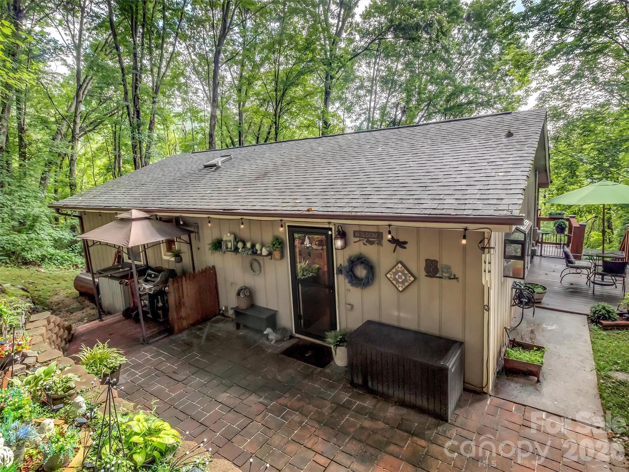 346 Wendy Way — Clyde