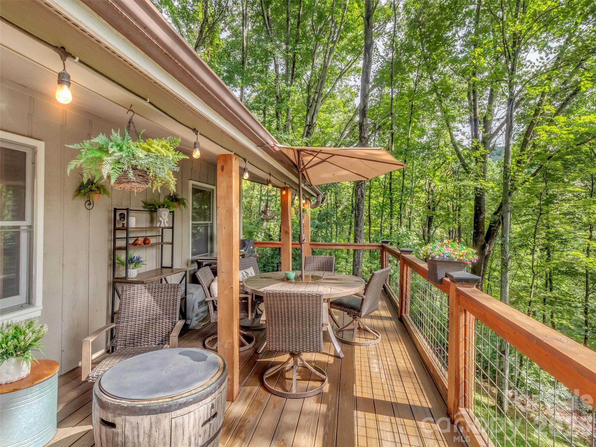 346 Wendy Way — Clyde