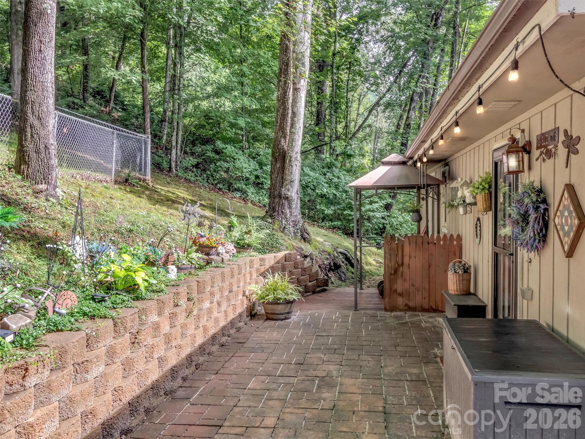 346 Wendy Way — Clyde
