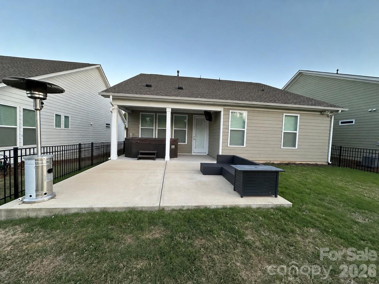 12417 Old Iron Lane — Charlotte