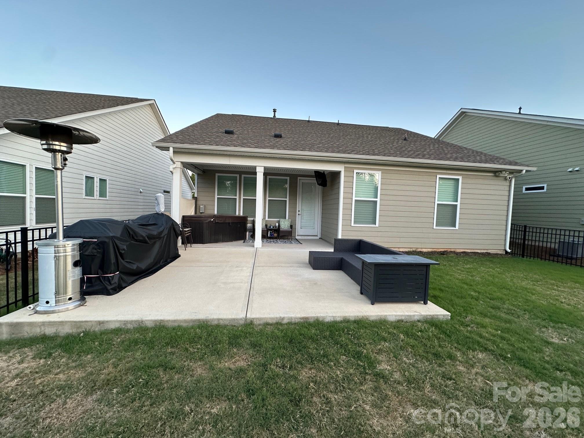 12417 Old Iron Lane — Charlotte