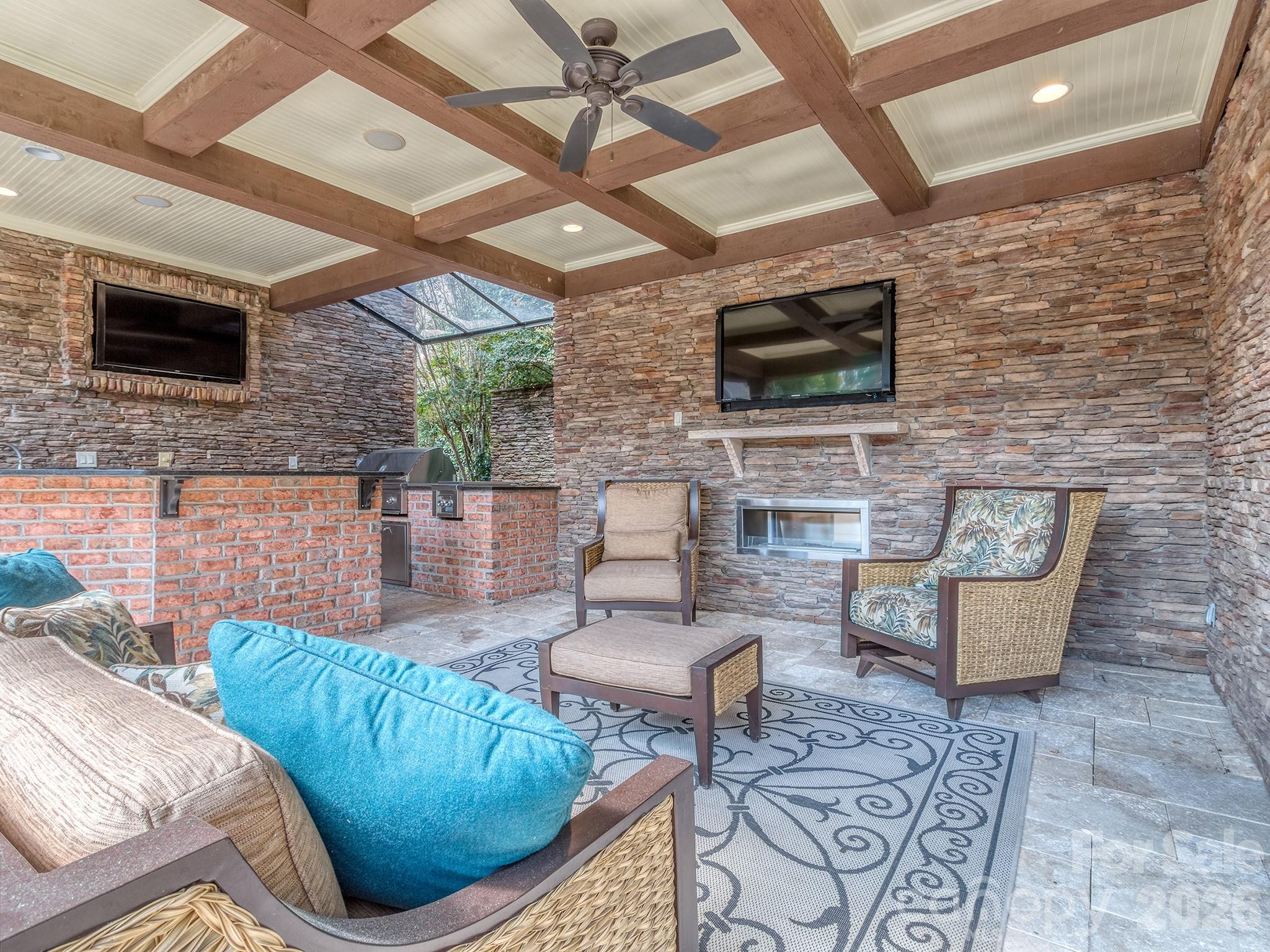 8208 Wingard Road — Waxhaw