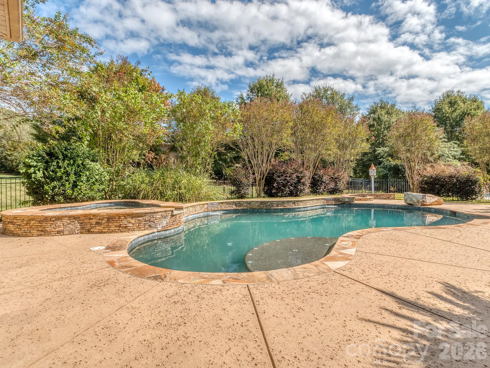 8208 Wingard Road — Waxhaw