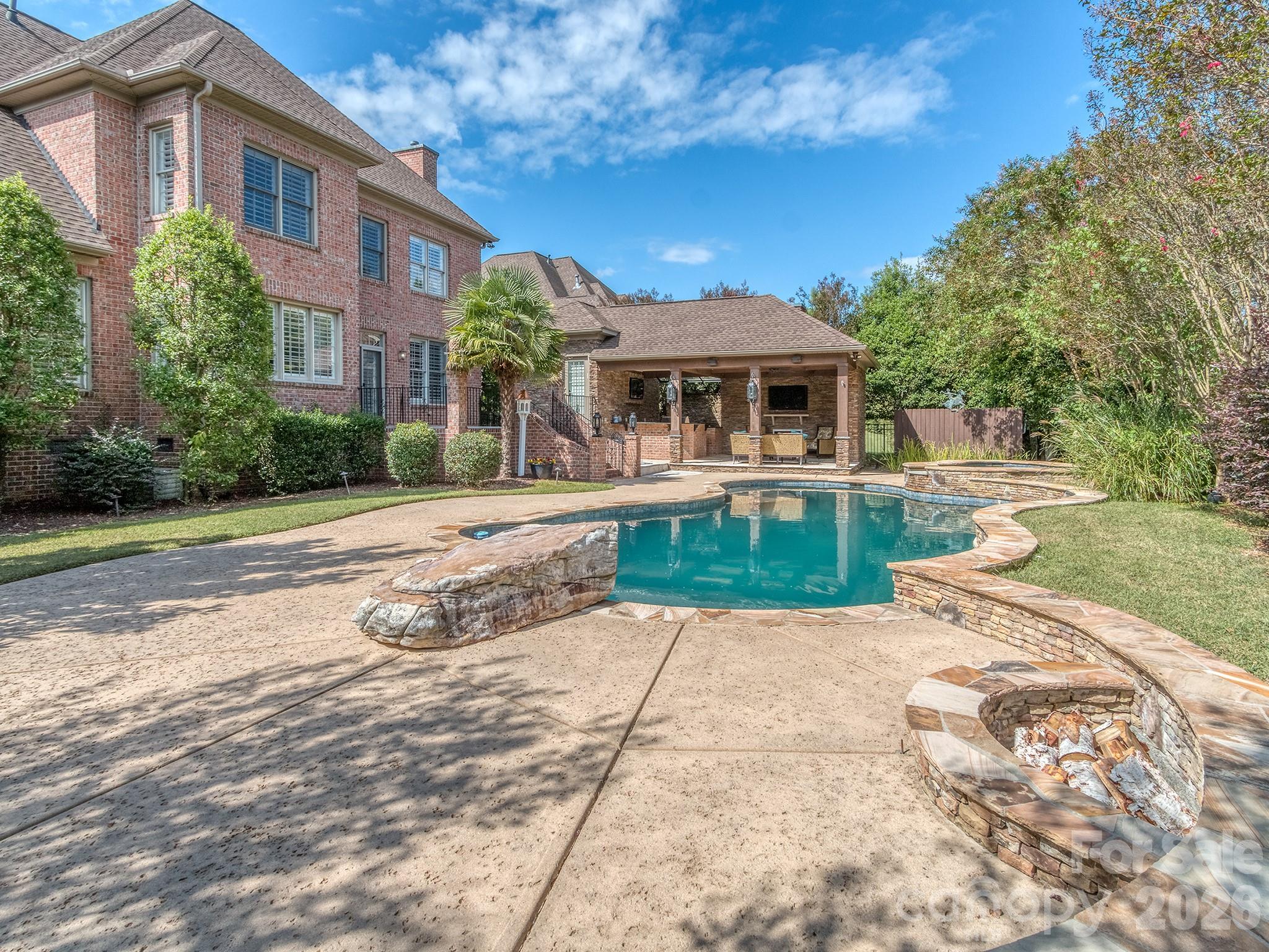 8208 Wingard Road — Waxhaw