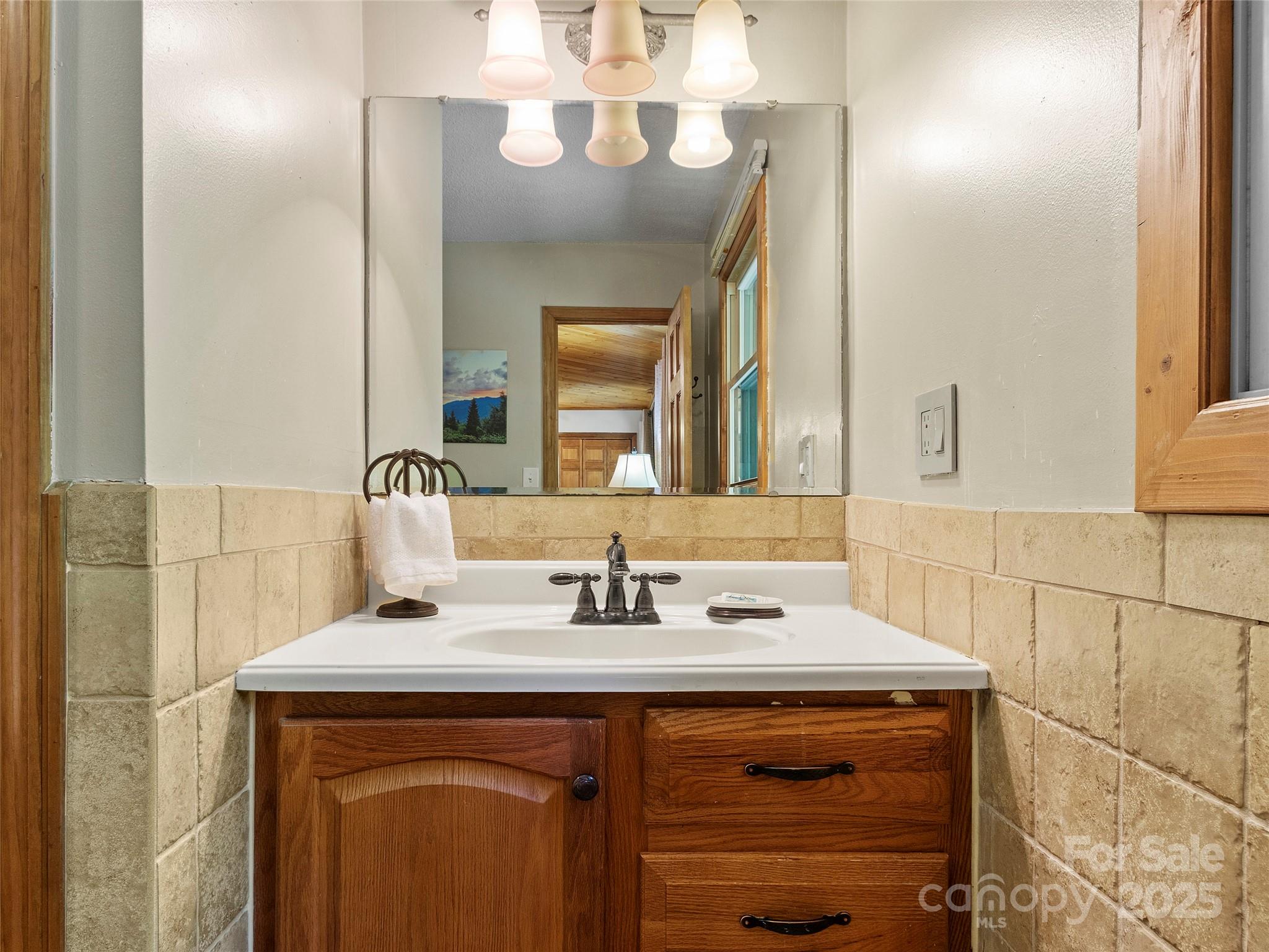 894 Mckinney Gap Drive — Mars Hill
