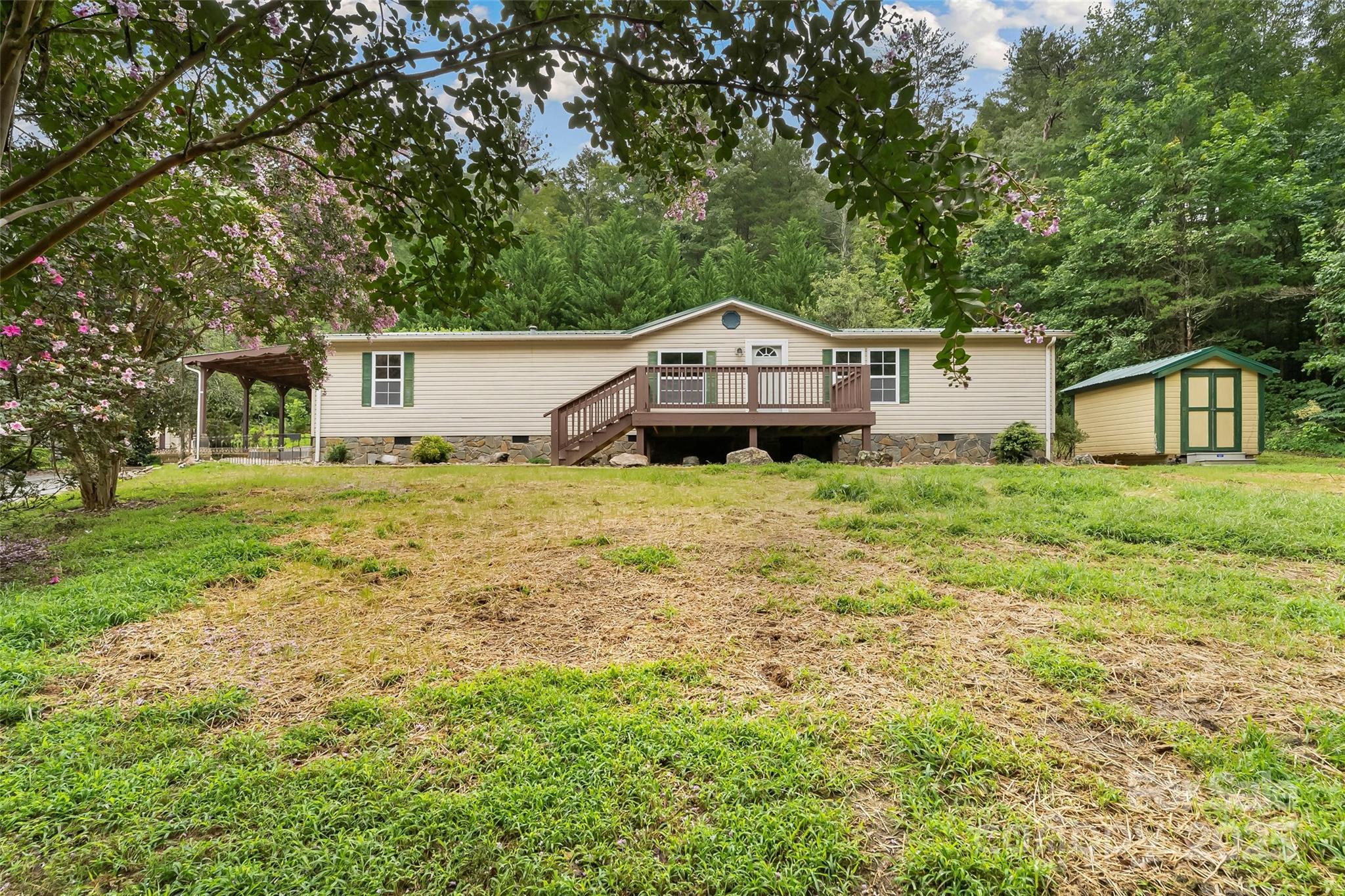 2236 Sisue Street — Morganton