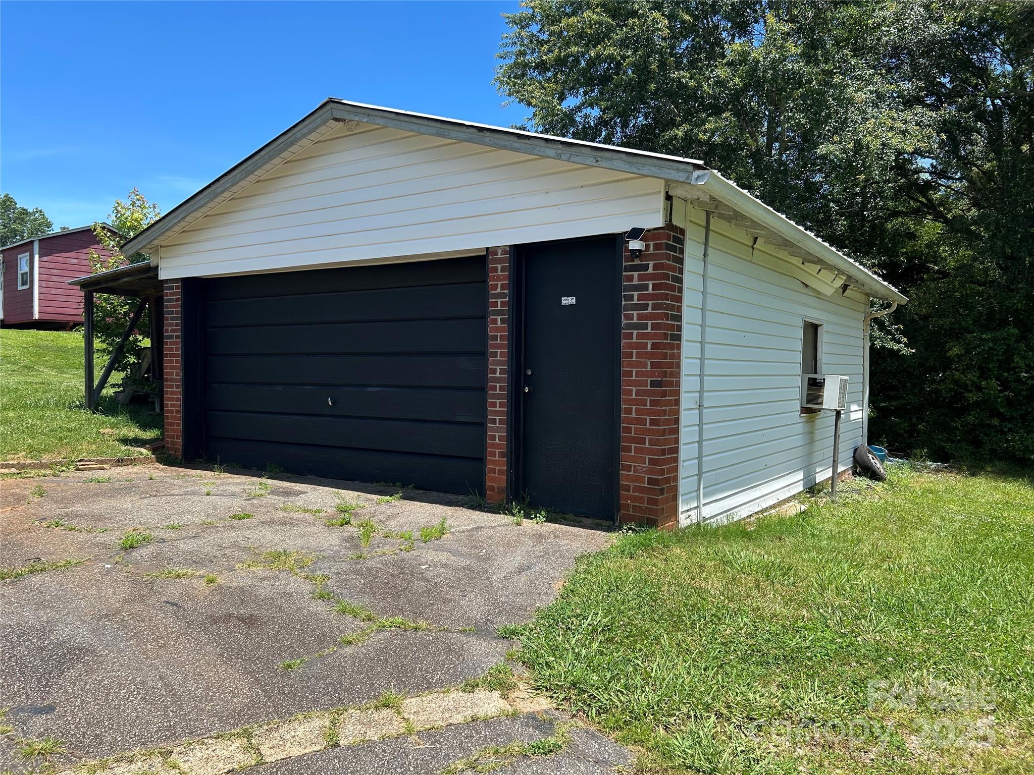 1349 US 221 Highway S — Rutherfordton
