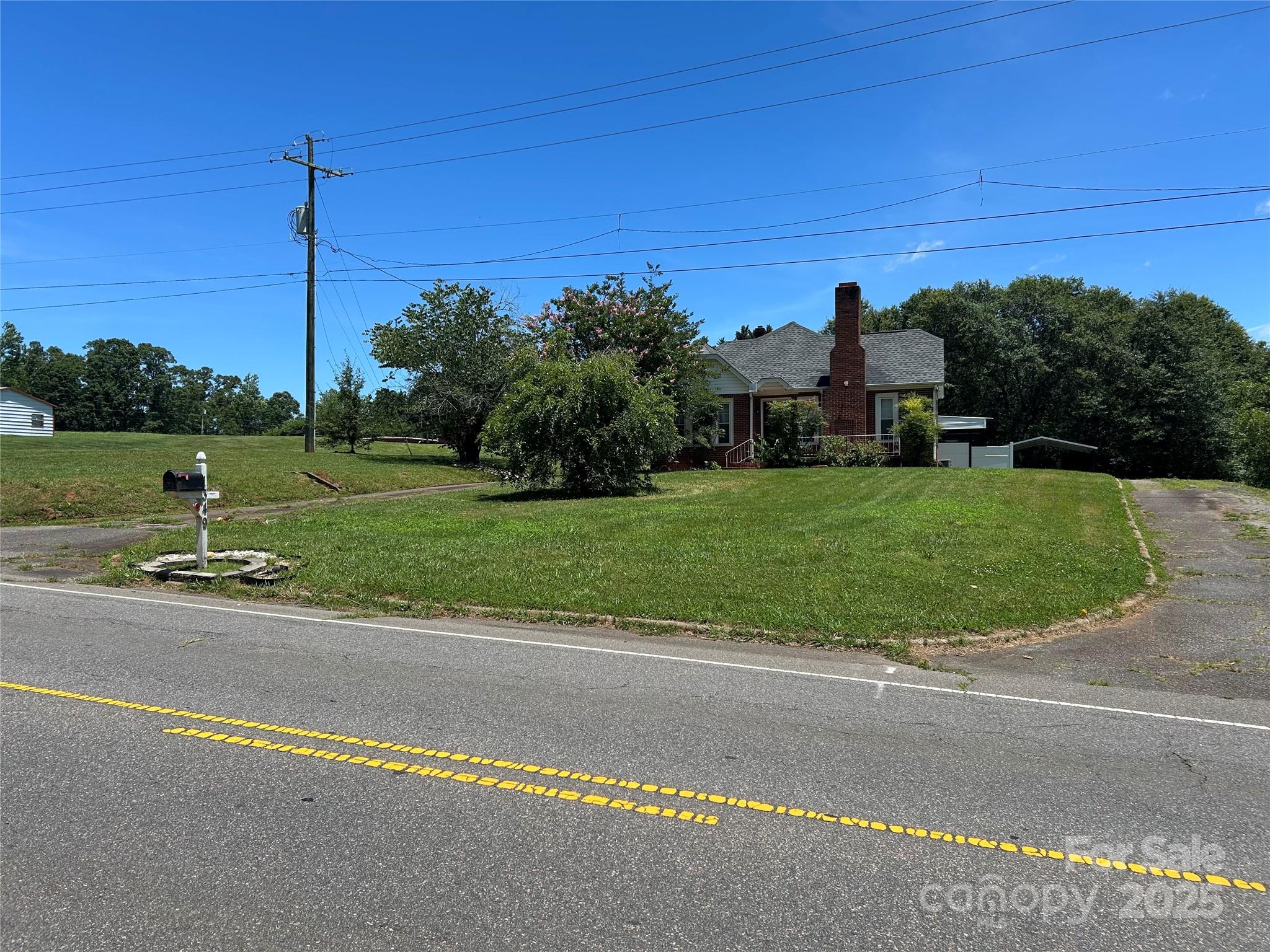 1349 US 221 Highway S — Rutherfordton