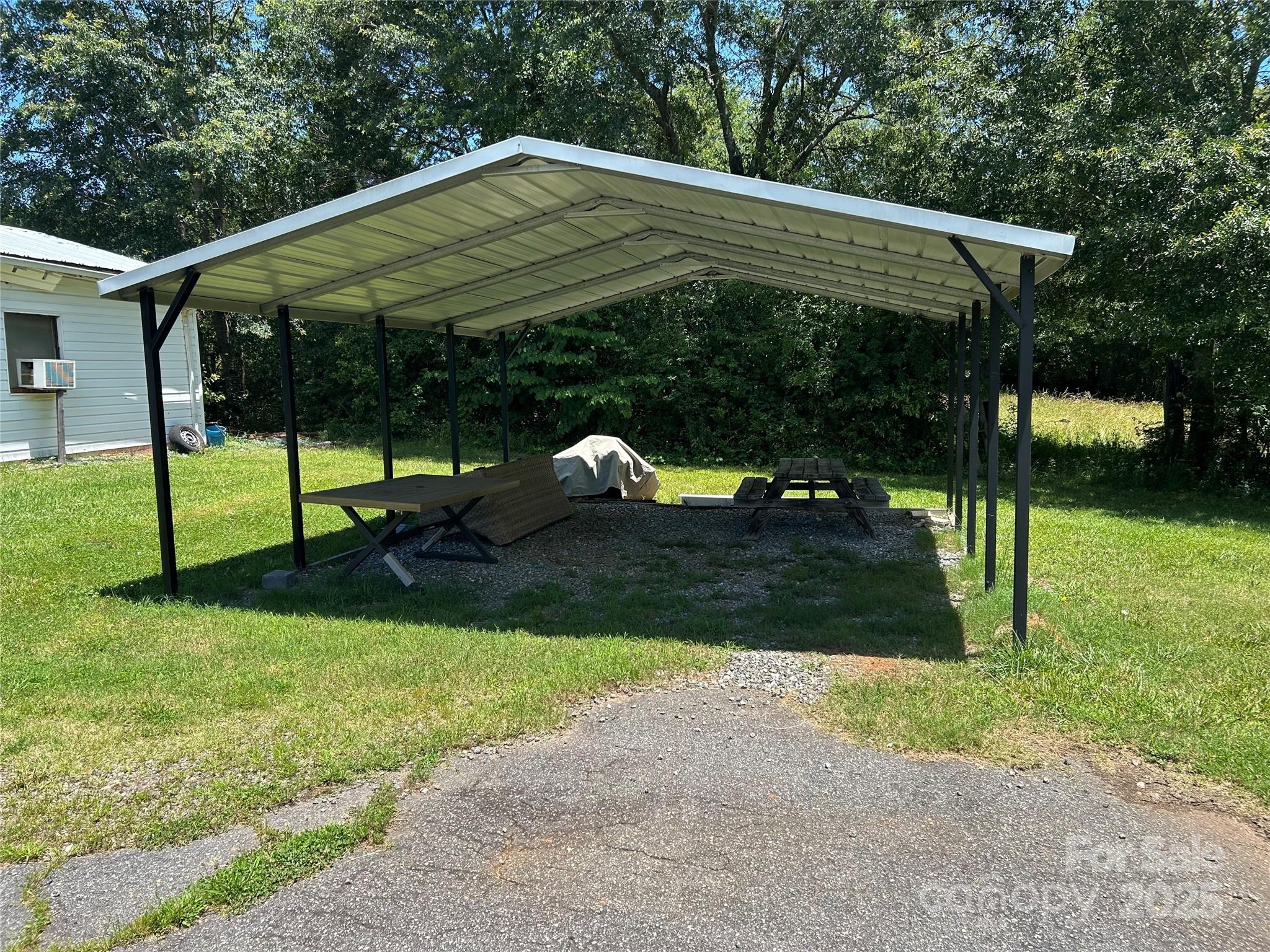 1349 US 221 Highway S — Rutherfordton