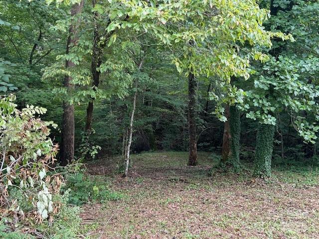 584 Groves Road — Union Mills