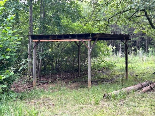 584 Groves Road — Union Mills