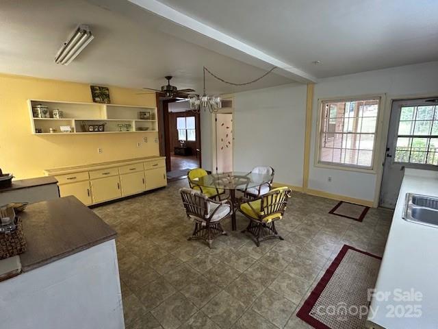 584 Groves Road — Union Mills