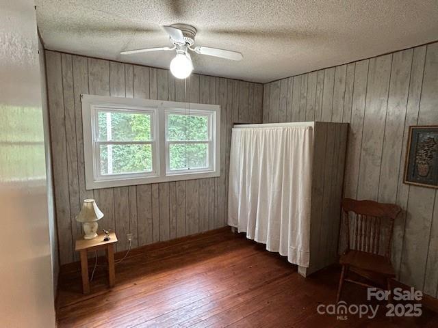 584 Groves Road — Union Mills
