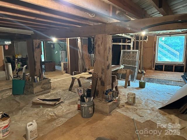 584 Groves Road — Union Mills