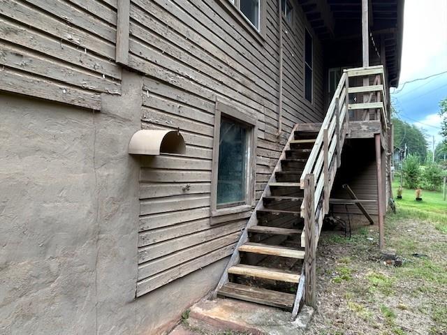 584 Groves Road — Union Mills