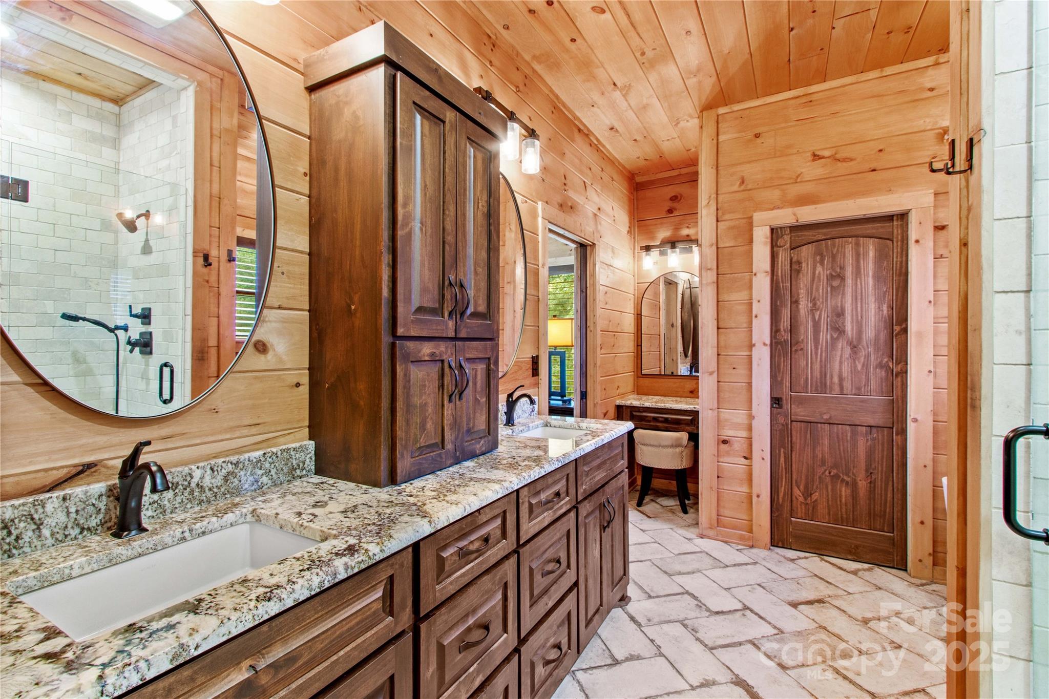 1220 Sierra Trace Road — Denton