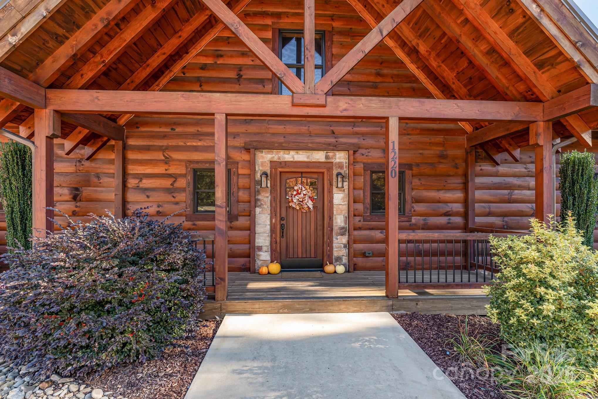 1220 Sierra Trace Road — Denton