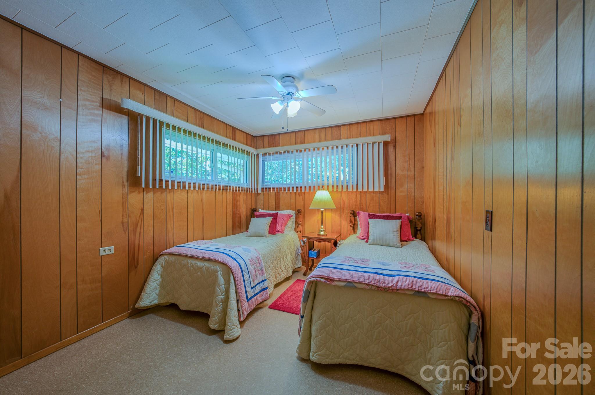 105 Alexander Avenue — Swannanoa