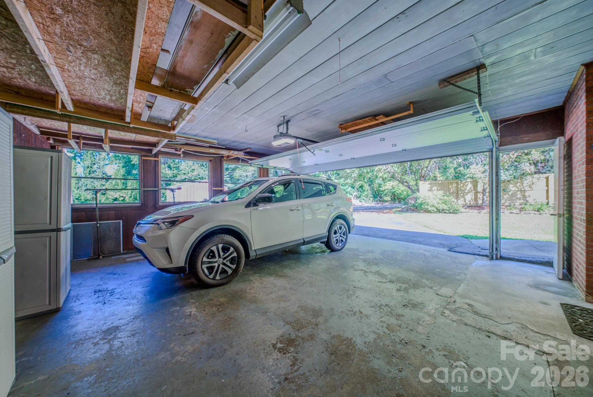 105 Alexander Avenue — Swannanoa