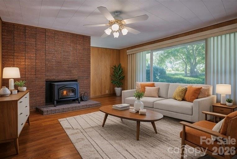 105 Alexander Avenue — Swannanoa