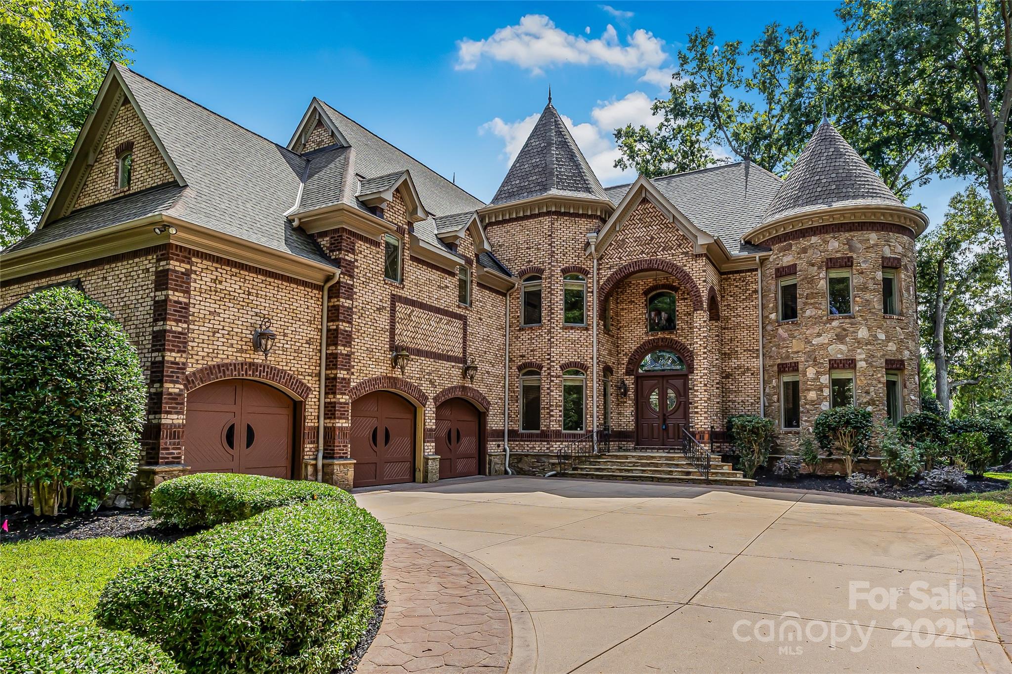 612 Beauhaven Lane — Waxhaw