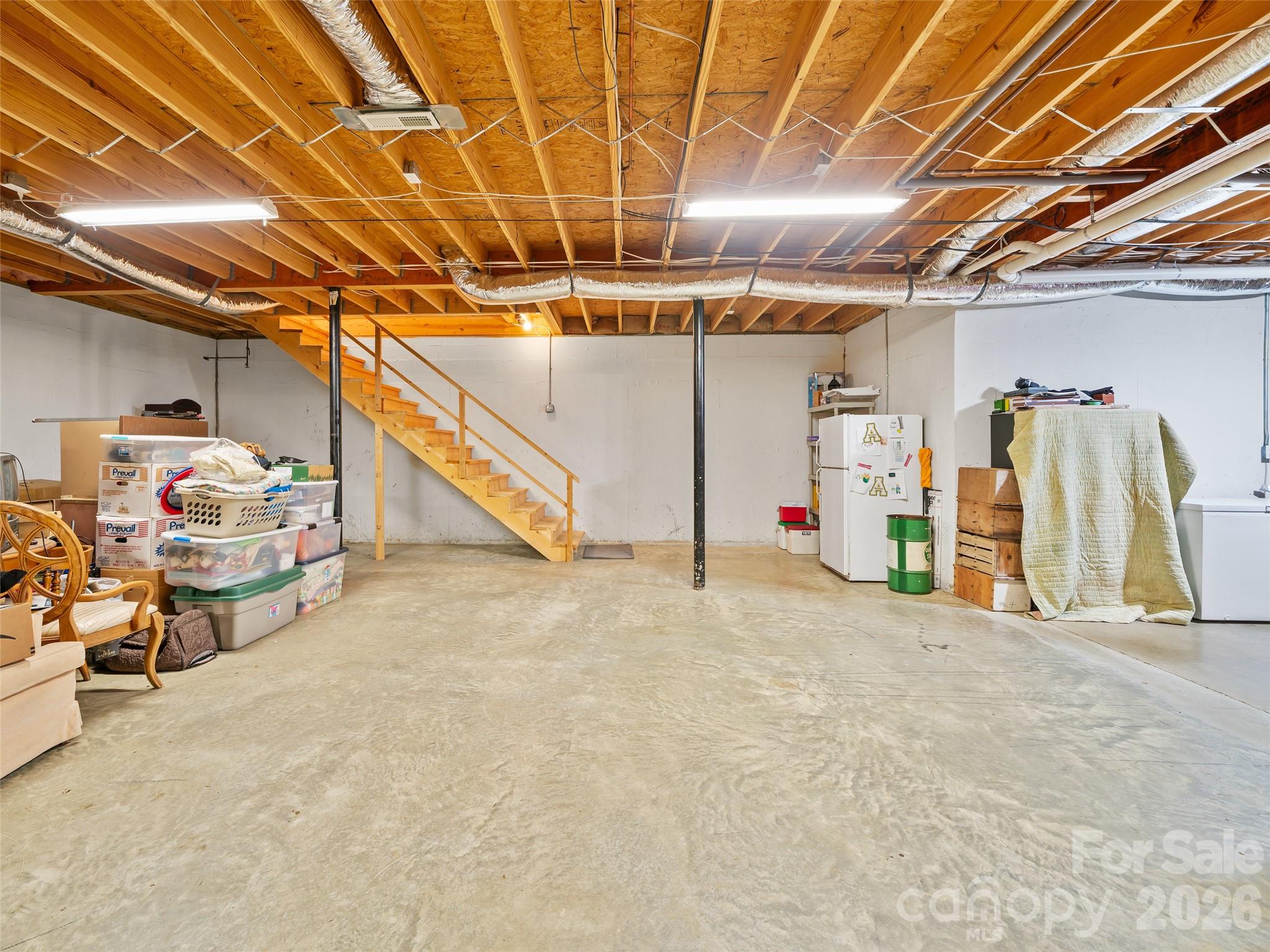124 W Dogwood Circle — Burnsville