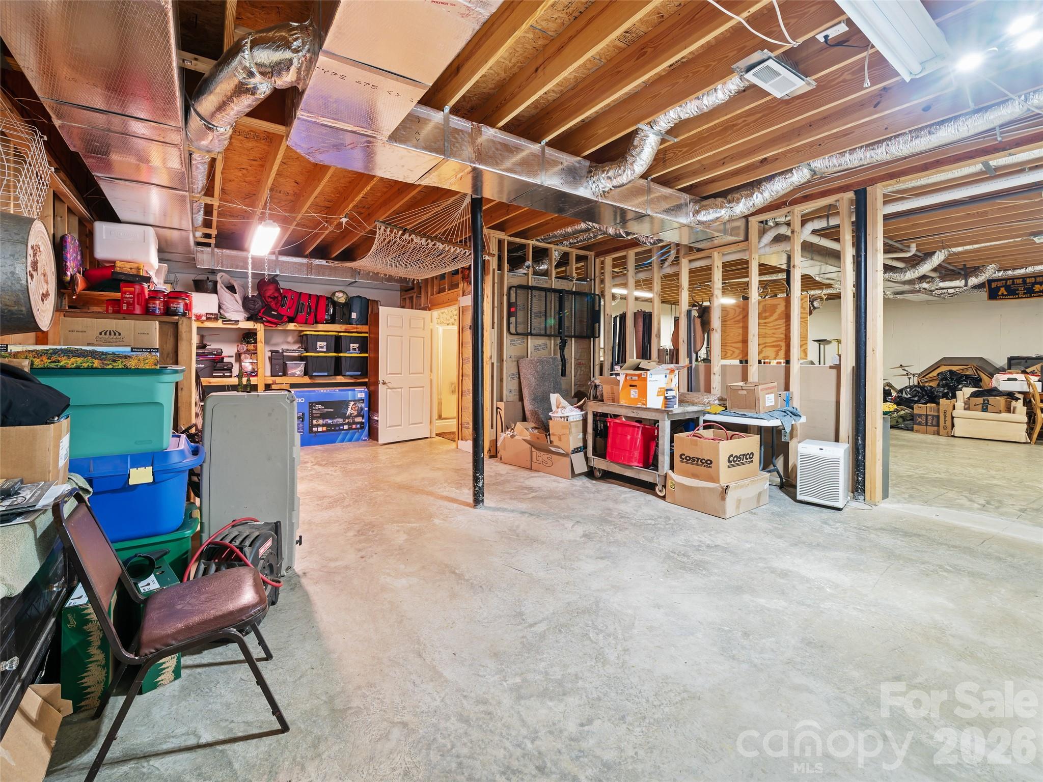 124 W Dogwood Circle — Burnsville