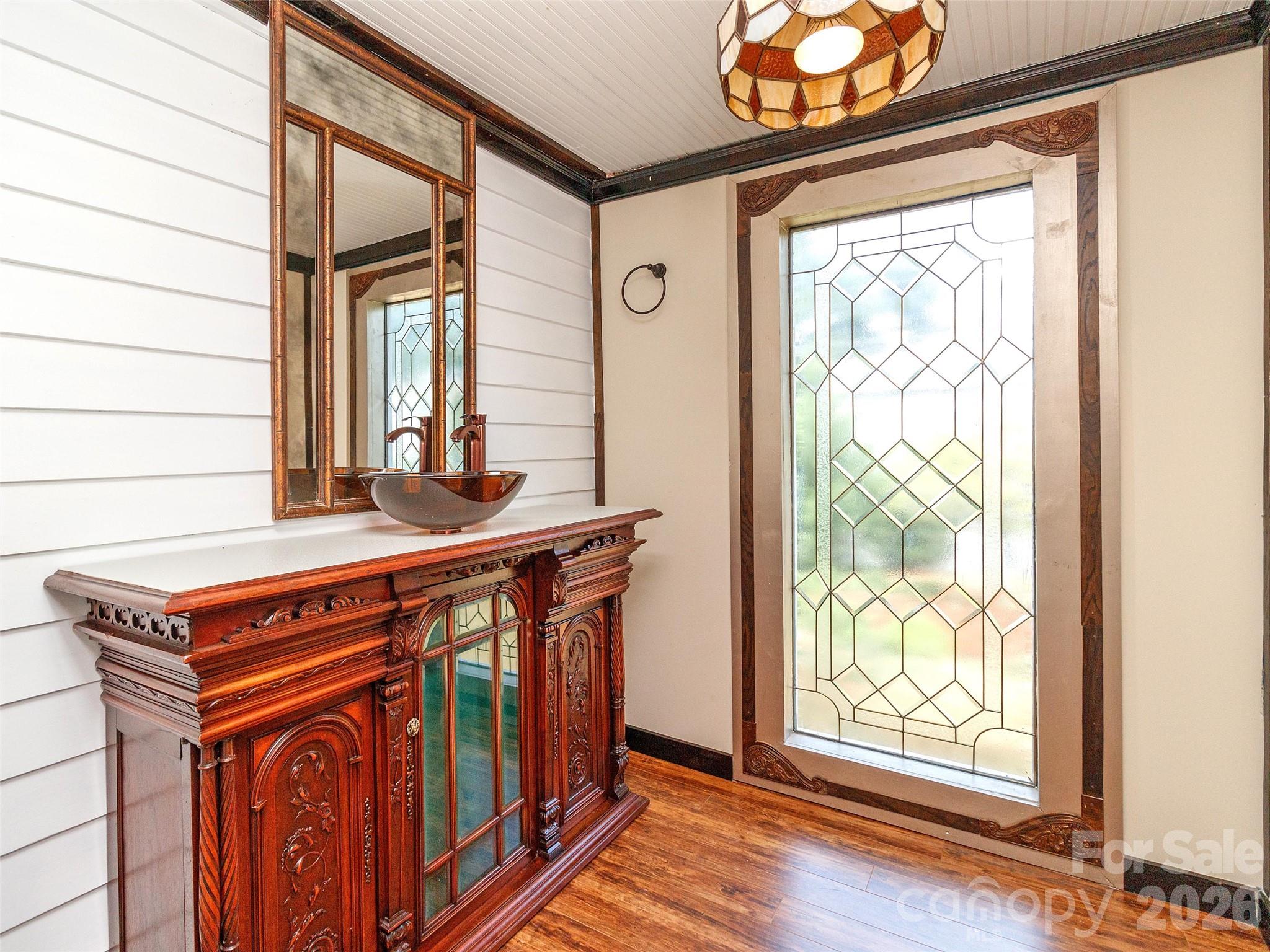 903 W Franklin Street — Monroe