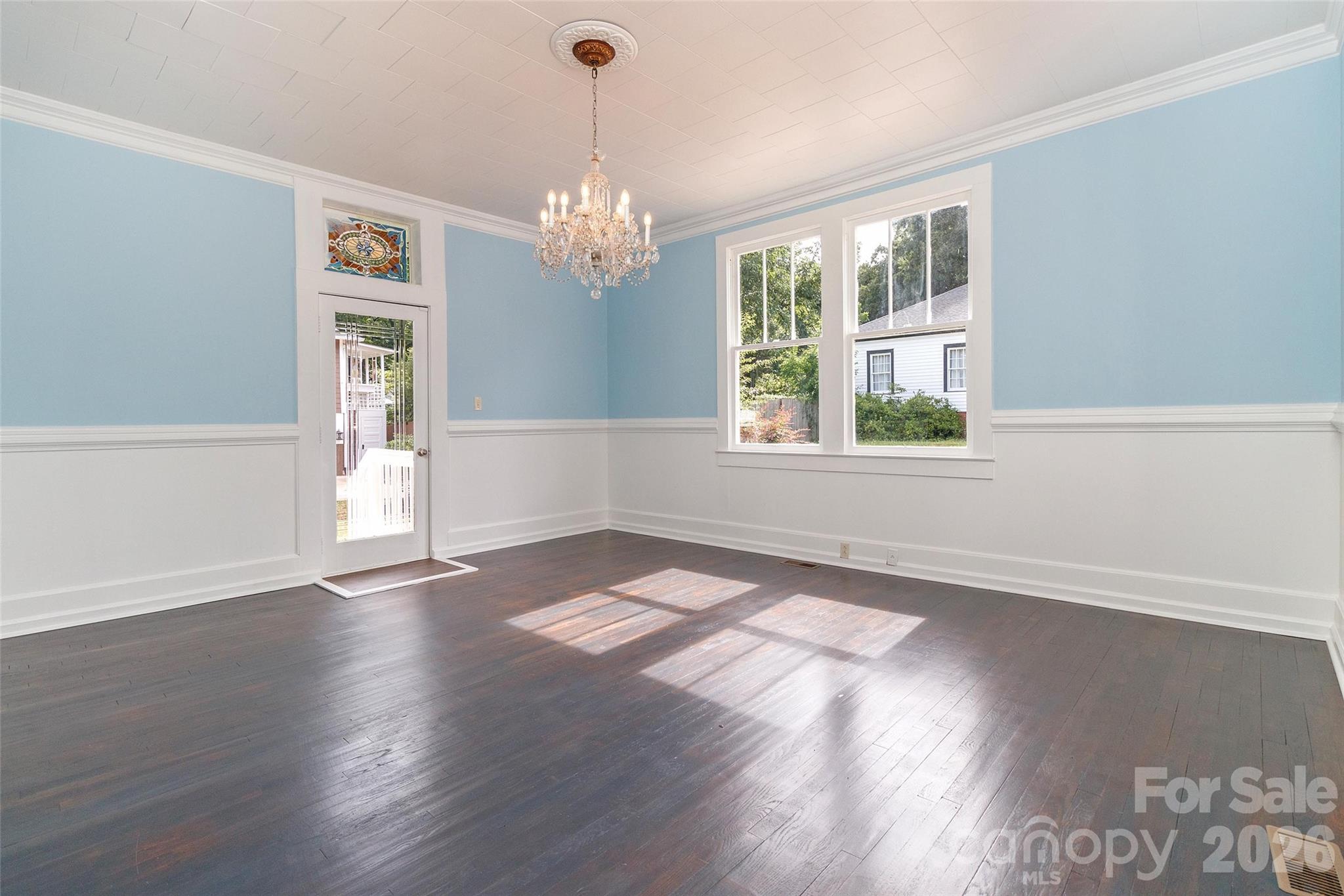 903 W Franklin Street — Monroe