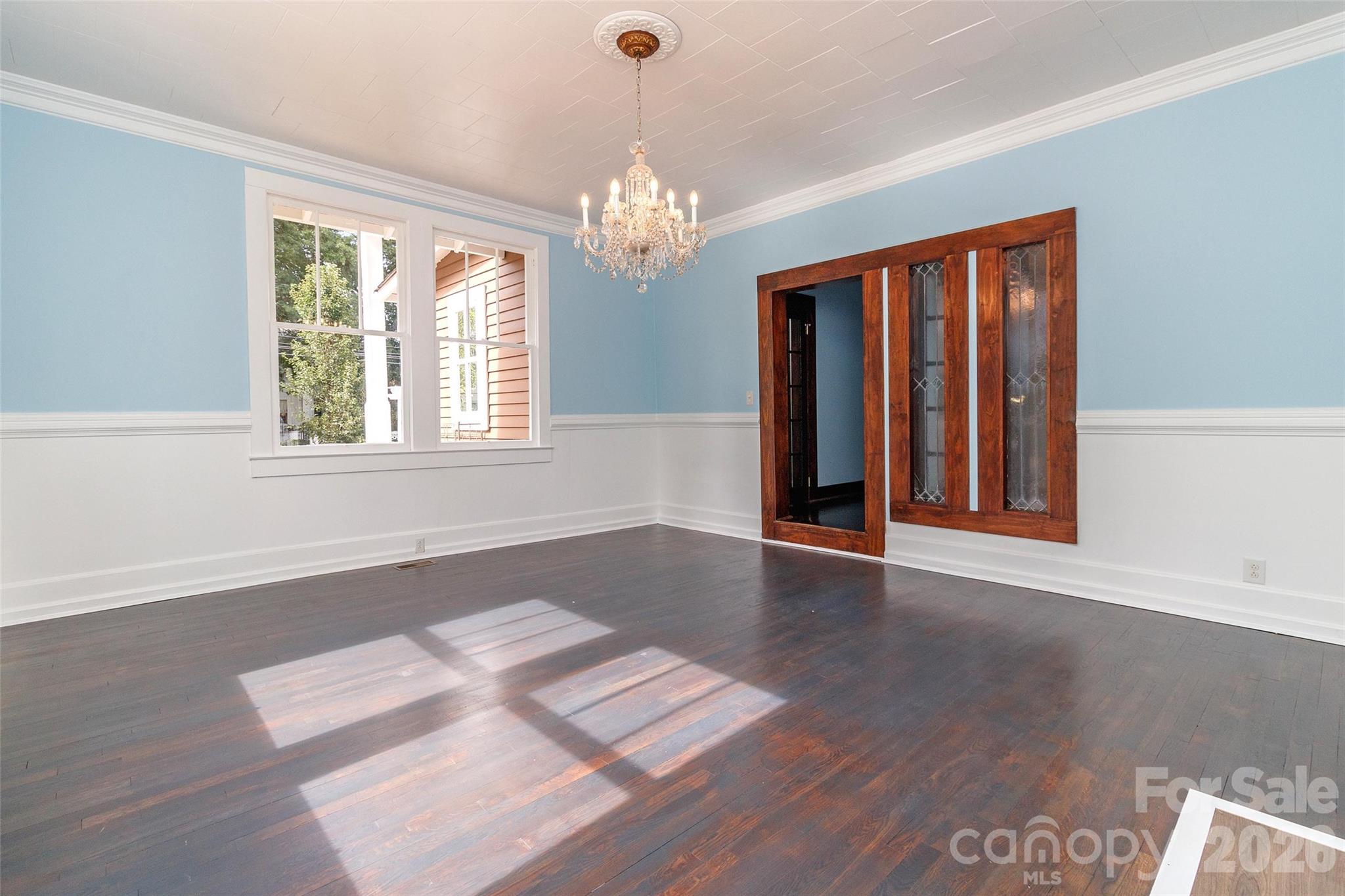 903 W Franklin Street — Monroe