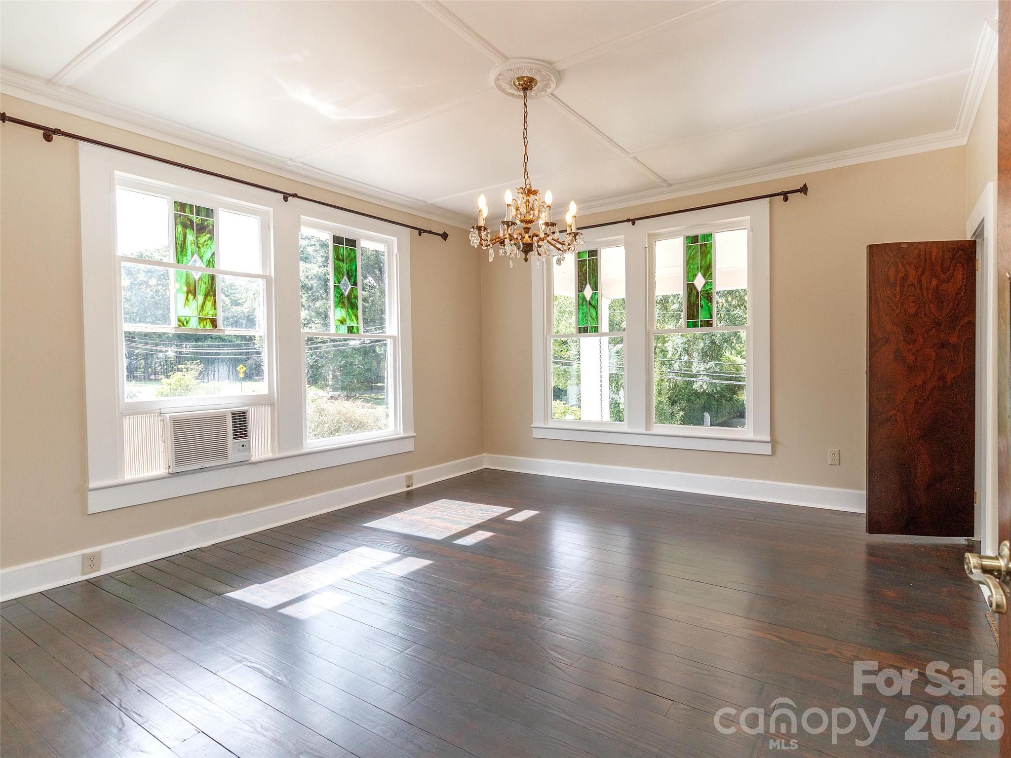 903 W Franklin Street — Monroe