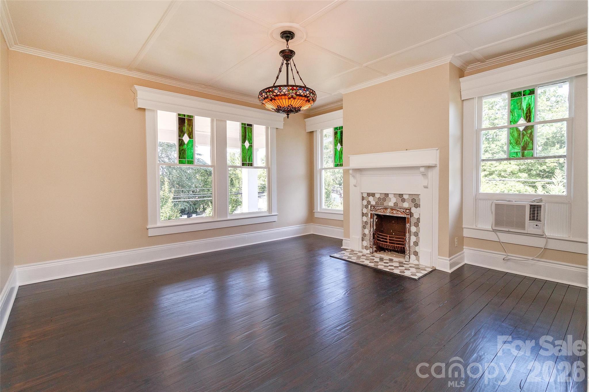 903 W Franklin Street — Monroe