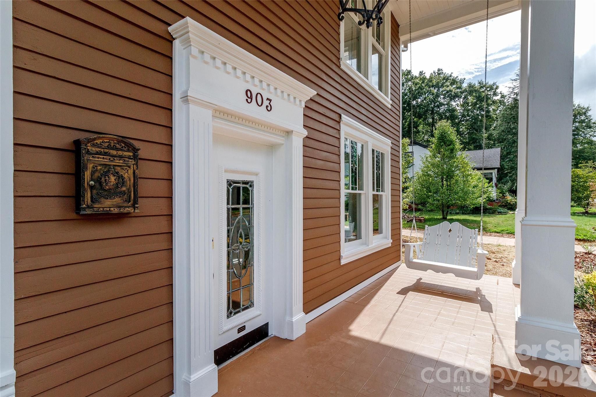 903 W Franklin Street — Monroe